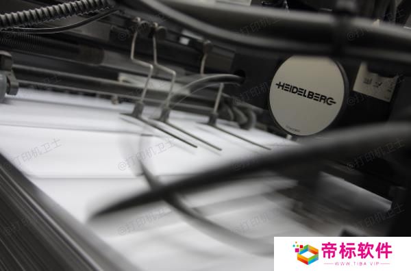 检查纸张和打印机 检查纸张和打印机