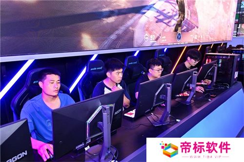 FUN肆嗨 潮好玩 AGON爱攻超级潮玩节落地CJ2024