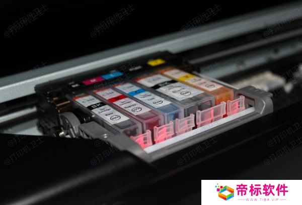 检查并更换墨盒或硒鼓