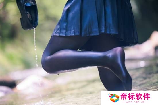 日本“紧身裤袜日” 极致诱惑