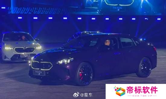 国产M性能轿跑宝马M235L首发全球首发 轴距加长110mm