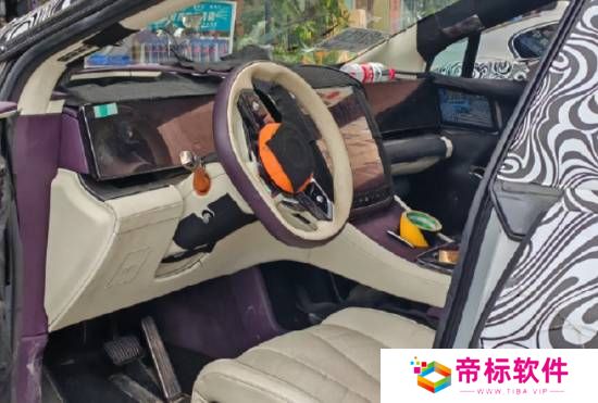 比亚迪首款百万级轿车仰望U7内饰曝光！延续U8设计